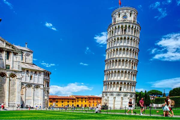 Pisa – Leaning Tower | Spenta Travels & Tours Pvt. Ltd.