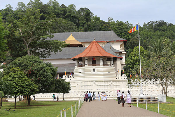 Sri Lanka trip package from Mumbai